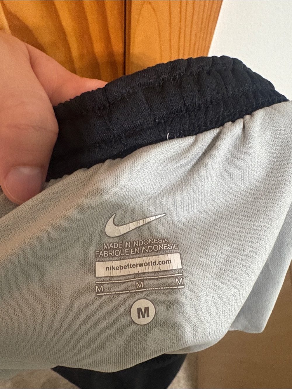 Nike Girls Size Medium Black Athletic Shorts - Picture 3 of 4